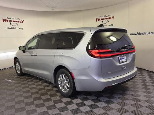 2026 Chrysler Pacifica L