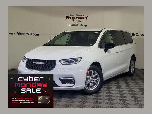 2024 Chrysler Pacifica Touring L