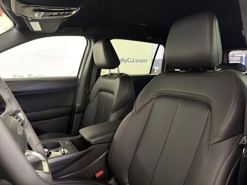 Silver Zynith Clearcoat 2026 Jeep Cherokee Limited