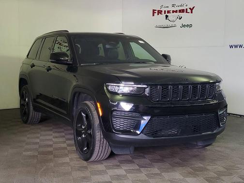 2024 Jeep Grand Cherokee Altitude