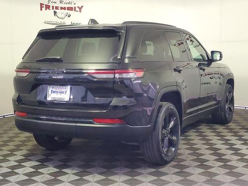 2024 Jeep Grand Cherokee Altitude
