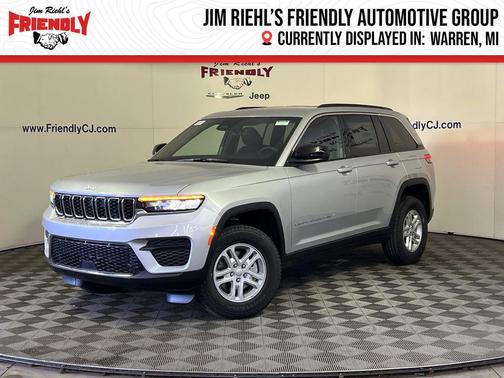 2025 Jeep Grand Cherokee Laredo