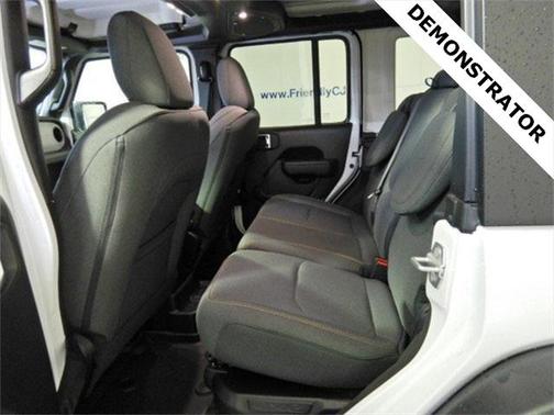 2025 Jeep Wrangler 4xe Willys