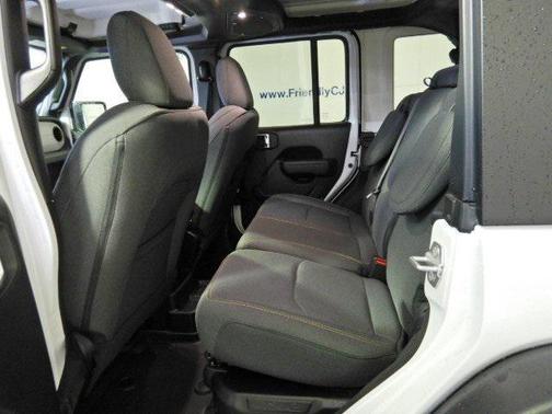 2025 Jeep Wrangler 4xe Willys