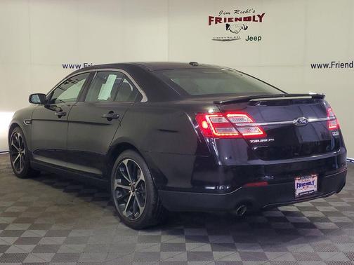 2016 Ford Taurus SHO