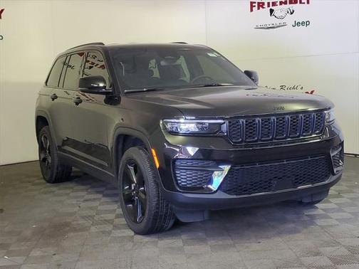 2023 Jeep Grand Cherokee Altitude