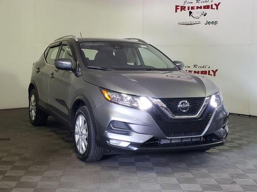 2020 Nissan Rogue Sport SV