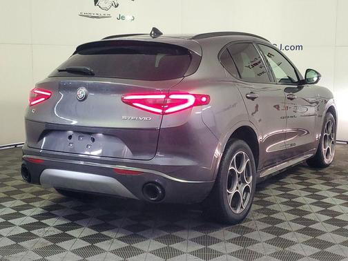 2023 Alfa Romeo Stelvio Ti