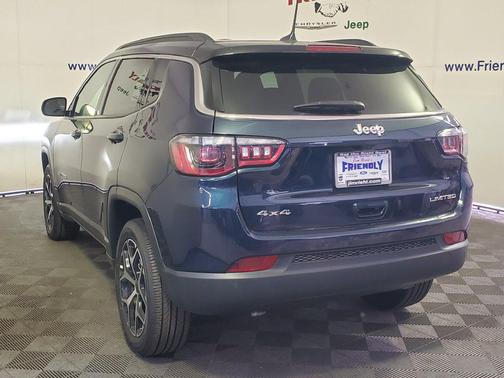 Fathom Blue Pearl Coat 2026 Jeep Compass Limited