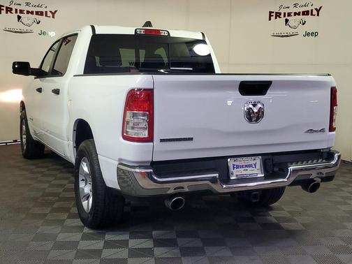 2024 RAM 1500 Big Horn/Lone Star