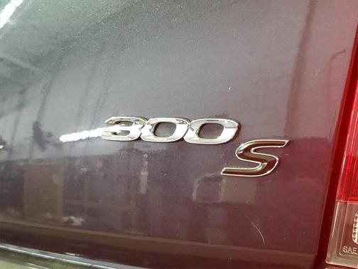2018 Chrysler 300 S