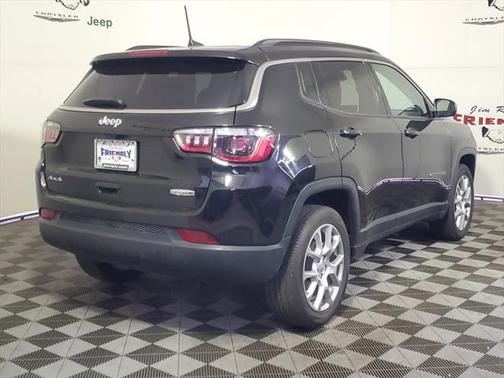2022 Jeep Compass Latitude Lux