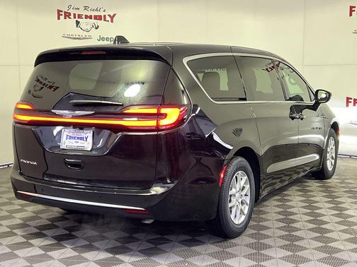 2026 Chrysler Pacifica L