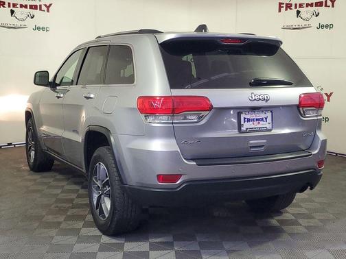 2019 Jeep Grand Cherokee Laredo