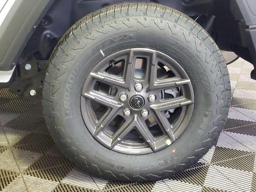 Bright White Clearcoat 2026 Jeep Wrangler Sport S