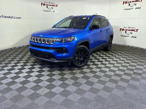 2022 Jeep Compass Latitude Lux