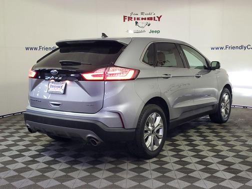 2023 Ford Edge Titanium