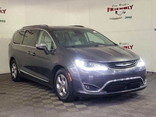 2018 Chrysler Pacifica Hybrid Limited