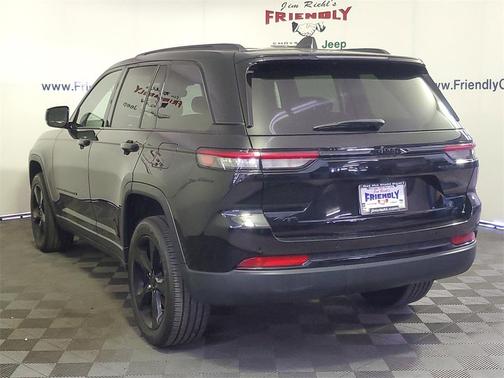 2023 Jeep Grand Cherokee Altitude