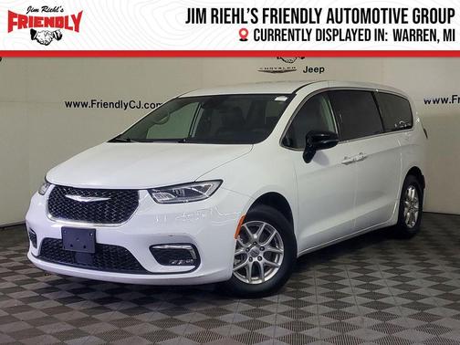 2024 Chrysler Pacifica Touring L