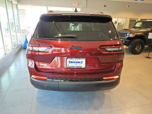 2025 Jeep Grand Cherokee L Altitude