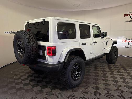 Bright White Clearcoat 2026 Jeep Wrangler Rubicon