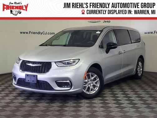 2024 Chrysler Pacifica Touring L