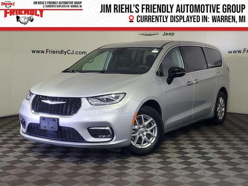 2024 Chrysler Pacifica Touring L