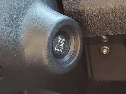 Bright White Clearcoat 2026 RAM ProMaster 2500 Tradesman