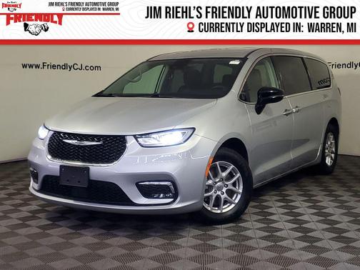 2024 Chrysler Pacifica Touring L