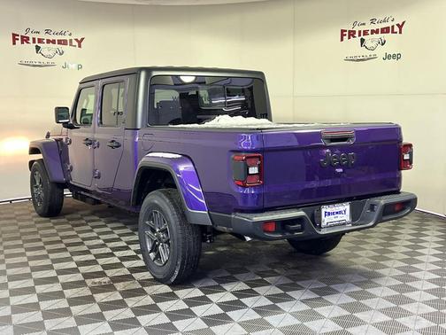 2026 Jeep Gladiator Sport S