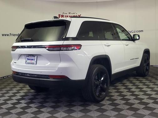 2023 Jeep Grand Cherokee Altitude