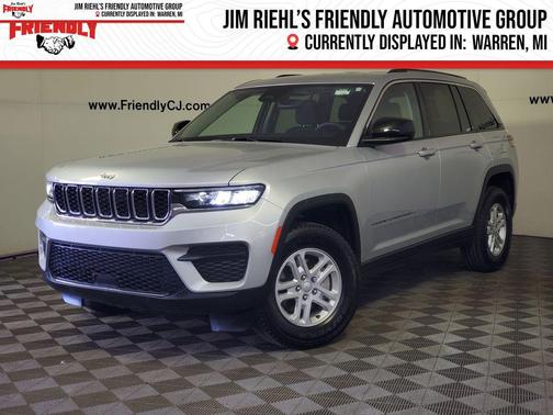Silver Zynith 2023 Jeep Grand Cherokee Laredo