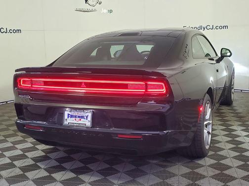Diamond Black Crystal Pearlcoat 2024 Dodge Charger Daytona R/T Scat Pack