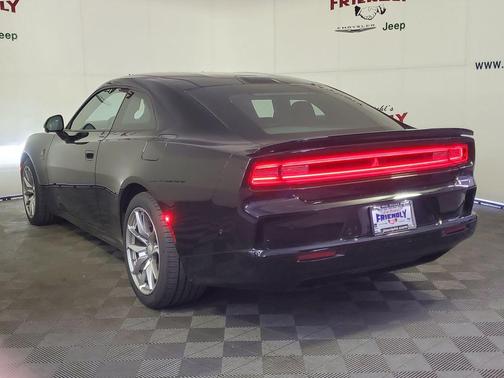 Diamond Black Crystal Pearlcoat 2024 Dodge Charger Daytona R/T Scat Pack