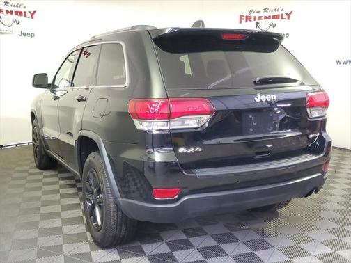 2021 Jeep Grand Cherokee Laredo