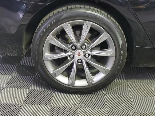 2013 Cadillac XTS Luxury