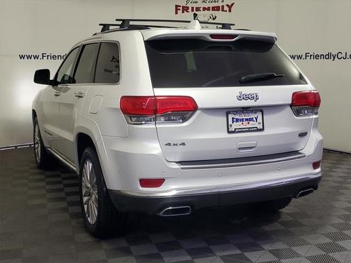 2017 Jeep Grand Cherokee Summit