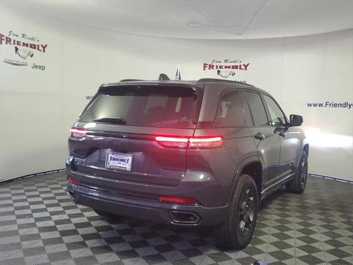 2025 Jeep Grand Cherokee 4xe Anniversary Edition