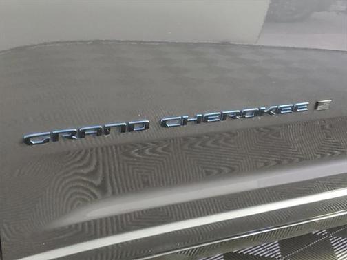 2025 Jeep Grand Cherokee 4xe Anniversary Edition