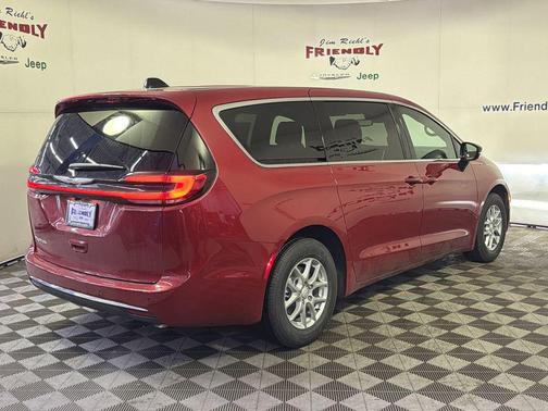 2026 Chrysler Pacifica L