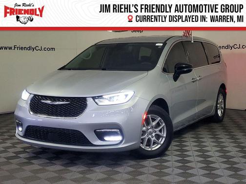 2024 Chrysler Pacifica Touring L