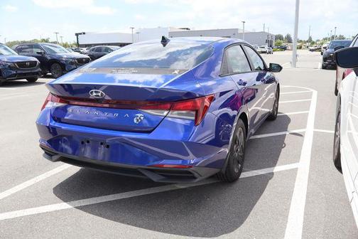 Intense Blue 2022 Hyundai ELANTRA SEL