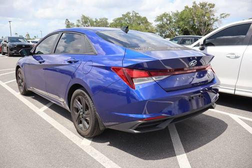 Intense Blue 2022 Hyundai ELANTRA SEL