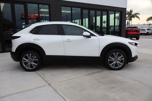 Snowflake White Pearl 2025 Mazda CX-30 2.5 S Preferred Package