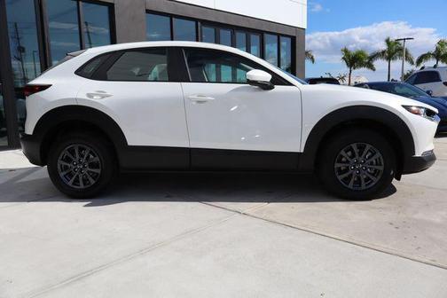 Snowflake White Pearl Mica 2026 Mazda CX-30 2.5 S