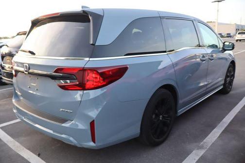 Sonic Gray Pearl 2025 Honda Odyssey Sport-L