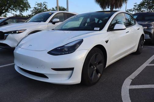 Pearl White Multi-Coat 2021 Tesla Model 3 Standard Range Plus