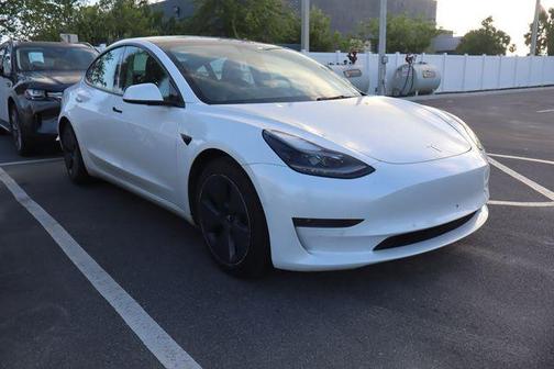 Pearl White Multi-Coat 2021 Tesla Model 3 Standard Range Plus