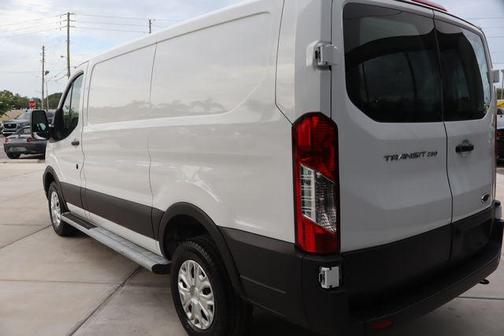 Oxford White 2025 Ford Transit-250 Base